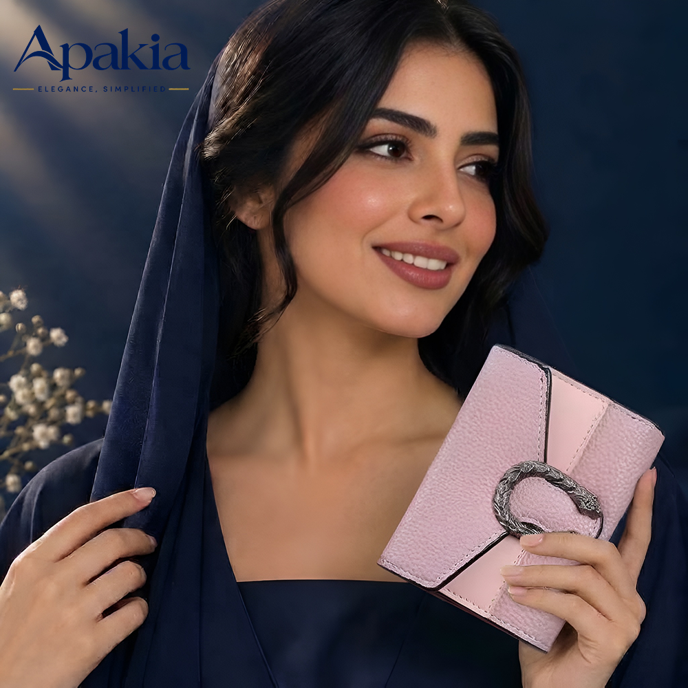محفظة "كلاسيك" الجلدية المدمجة | Compact Leather Wallet