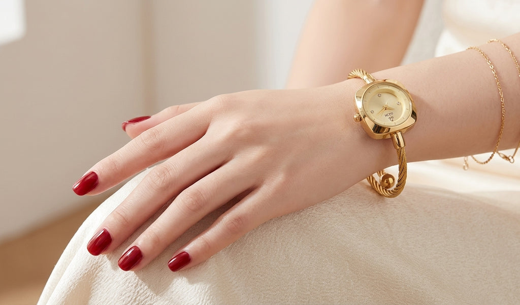 ساعة "سوان" الفاخرة Luxury Swan Watch