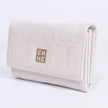 محفظة "CH إمبوسيد" المدمجة | CH Embossed Minimalist Wallet (2026 Collection)